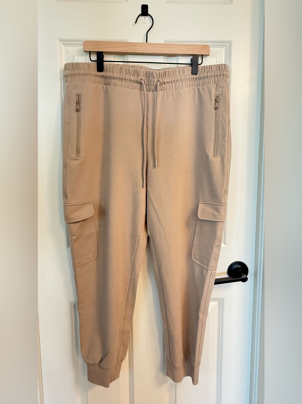Old Navy Tan Cargo Jogger Sweatpants